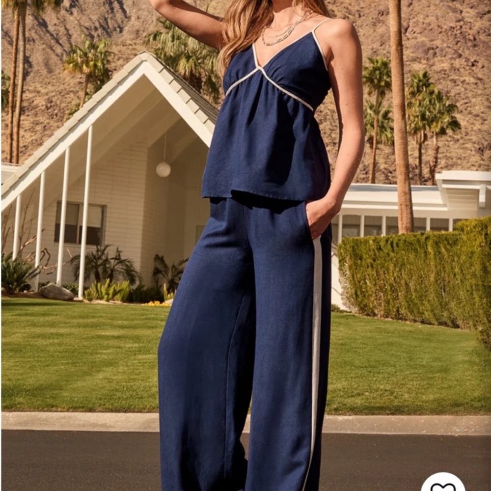 Evereve Navy linen set
